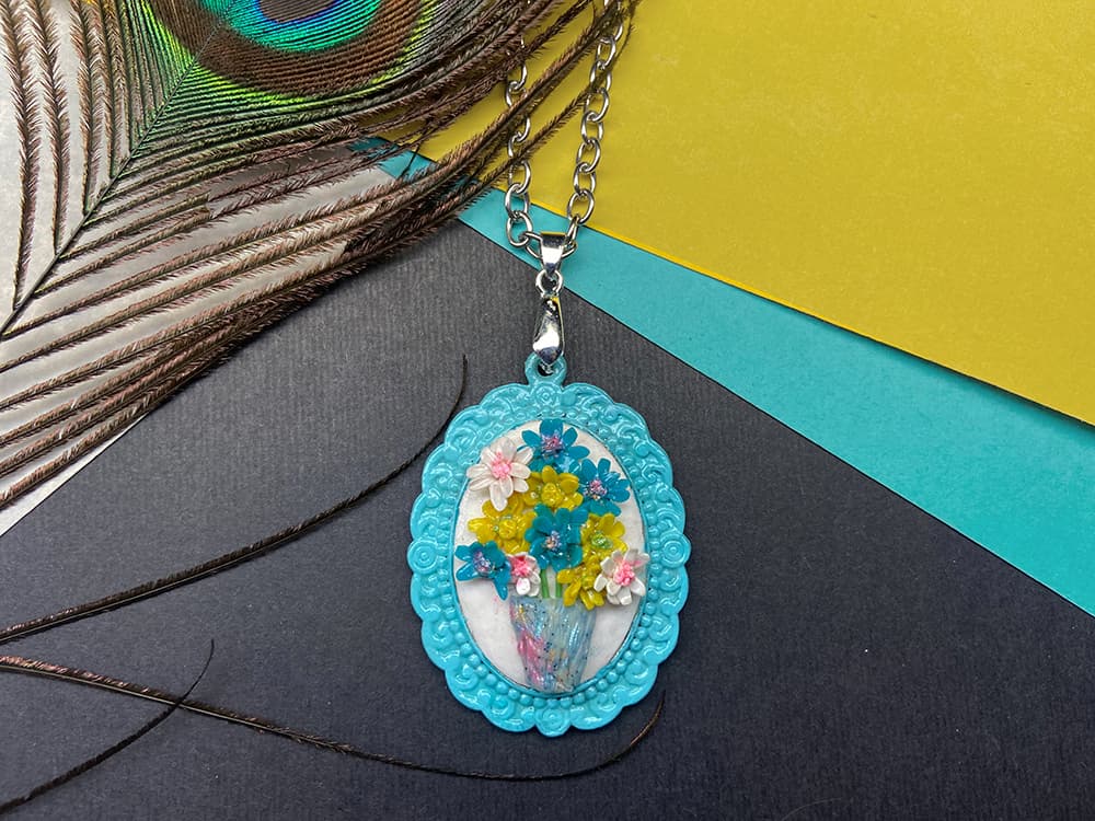 Necklace - flowers pink cyan yellow