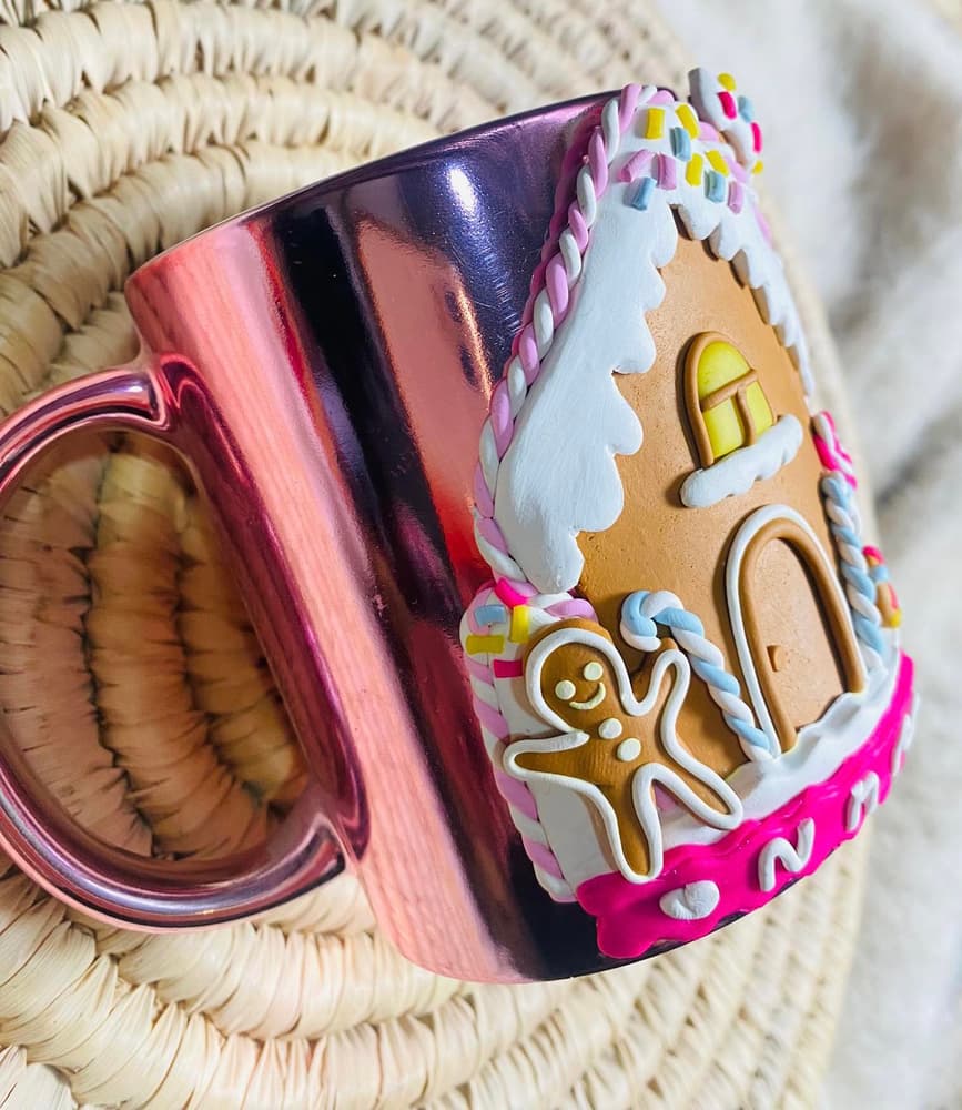 Candy house on mirror mug pink color