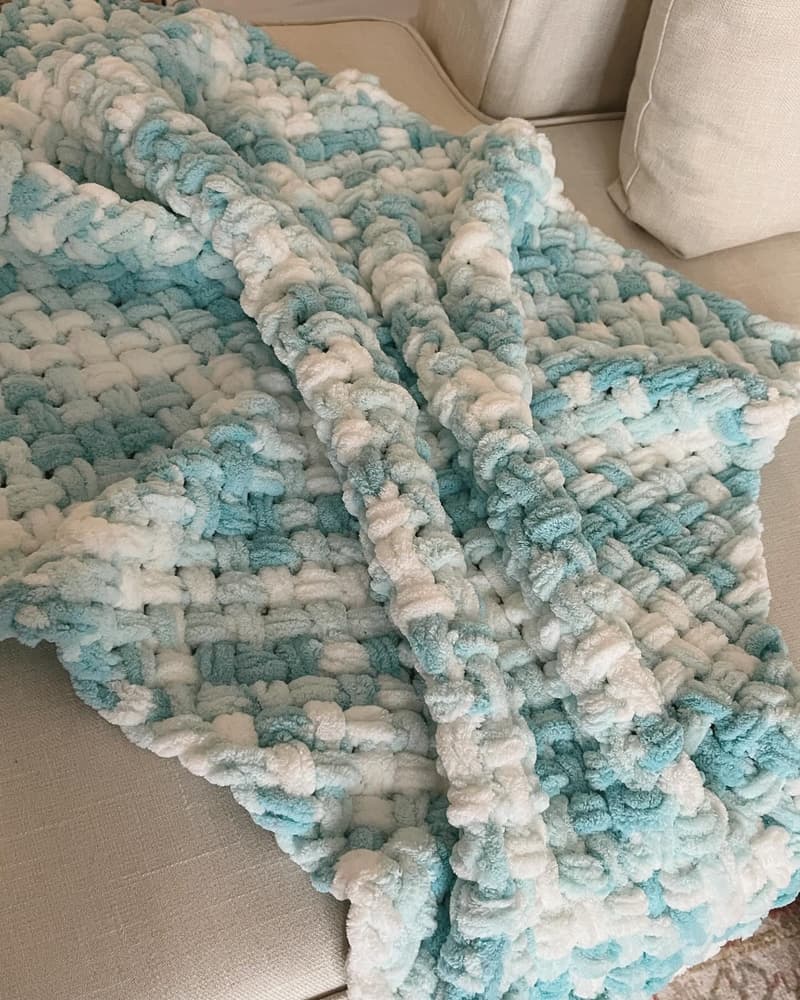 Fluffy Baby blanket 1