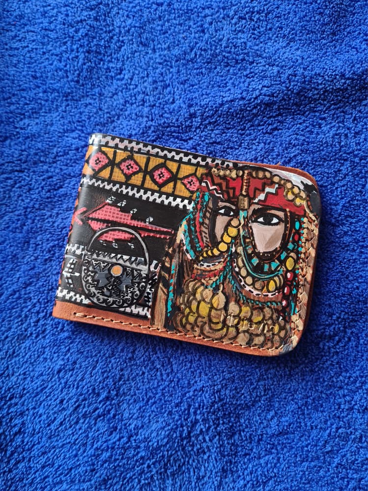 Handpainted genuine leather wallet, camel color 