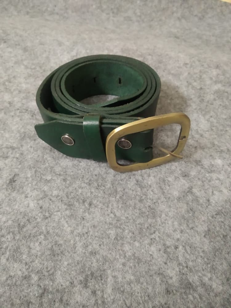 Genuine leather belt, dark green color