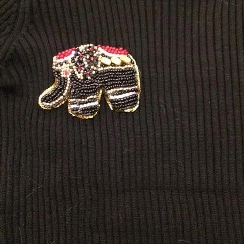 Beaded elephant brooch or patch