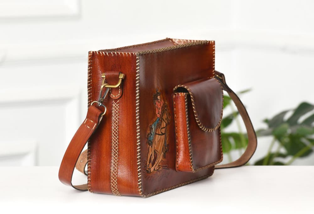 donza horse brown bag with front pocket